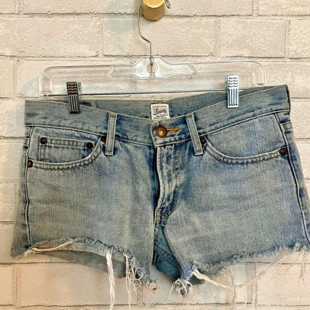RARE Y2K LOWRISE! Moussy Vintage Denim cutoff jean shorts Light Blue 26 S NWOT!